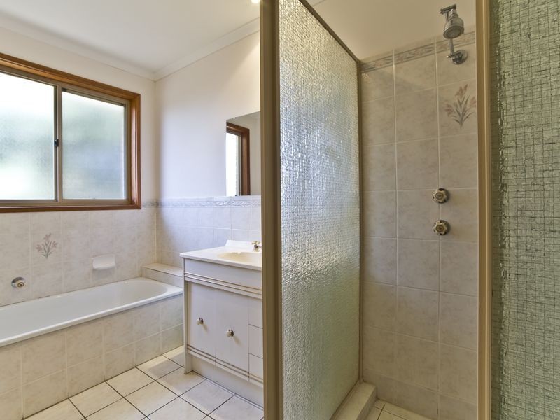 11 Myles Connell Crescent, Gordon ACT 2906