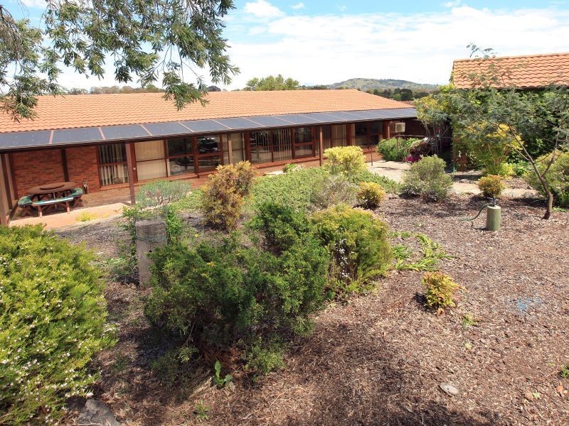 10 William Wilkins Crescent, Isaacs ACT 2607