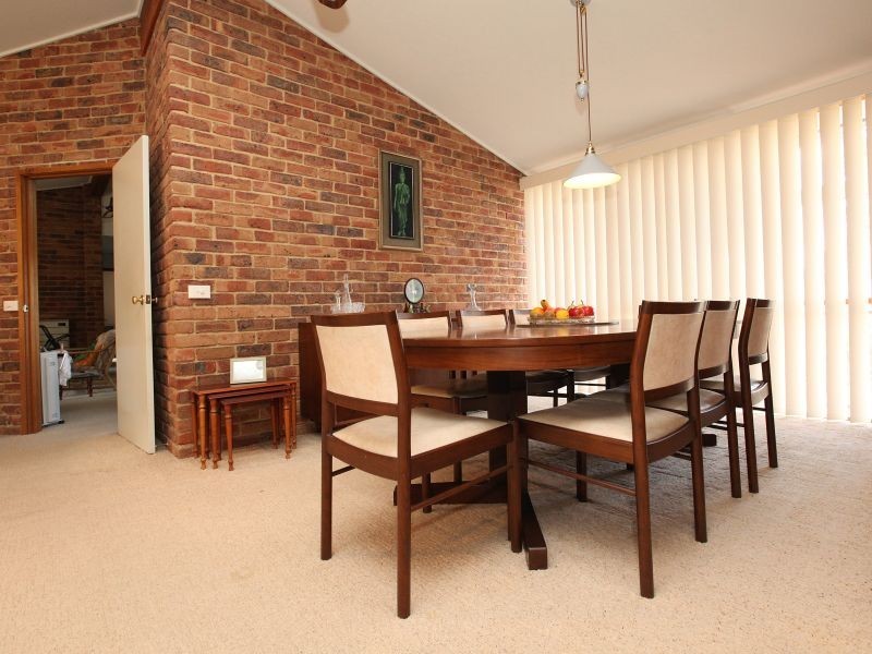 10 William Wilkins Crescent, Isaacs ACT 2607