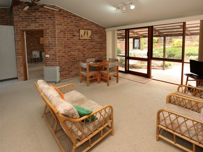 10 William Wilkins Crescent, Isaacs ACT 2607