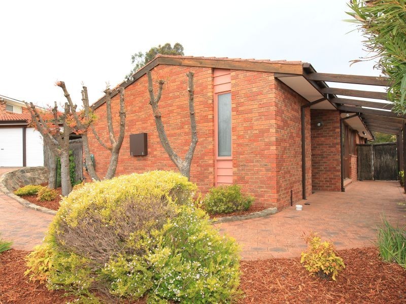 10 William Wilkins Crescent, Isaacs ACT 2607