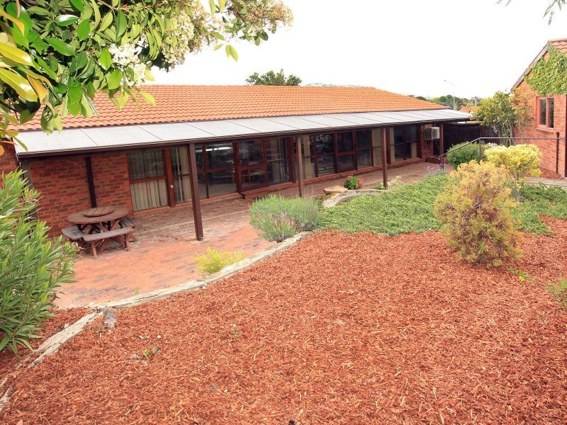 10 William Wilkins Crescent, Isaacs ACT 2607