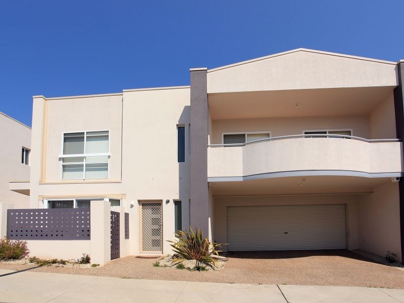 3/3 Ross Road, Queanbeyan NSW 2620