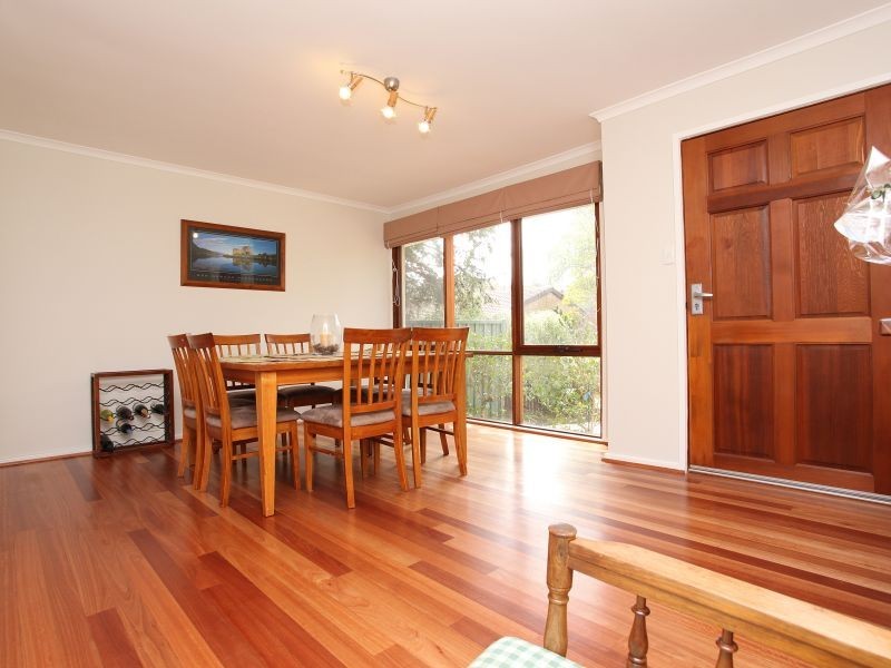 5 Stillwell Place, Mawson ACT 2607