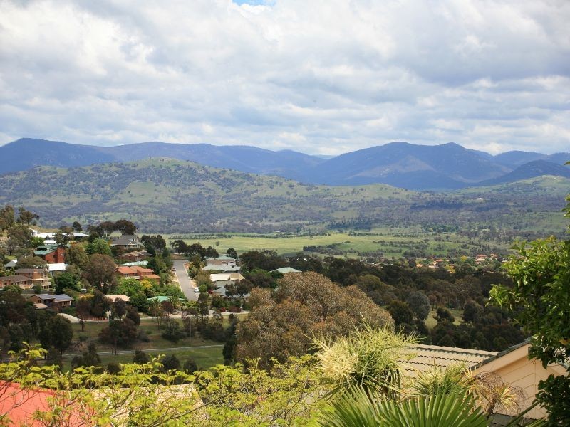 31 Tatchell Street, Calwell ACT 2905