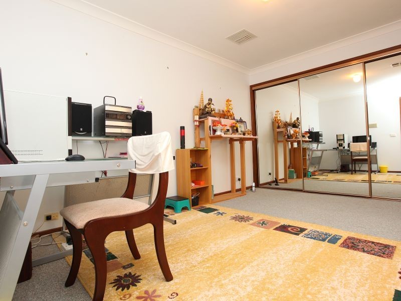 31 Tatchell Street, Calwell ACT 2905