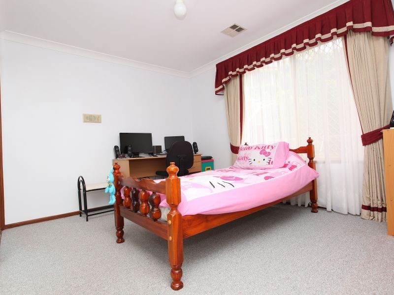 31 Tatchell Street, Calwell ACT 2905