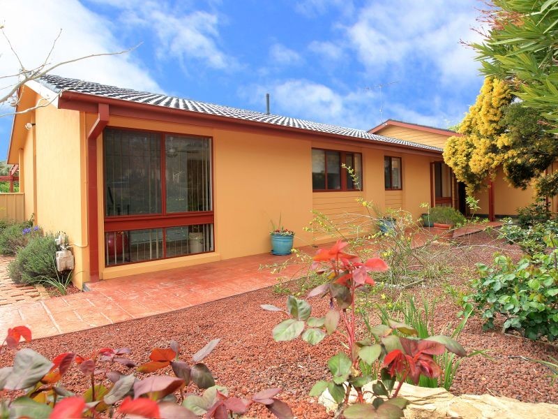 97 Allchin Circuit, Kambah ACT 2902