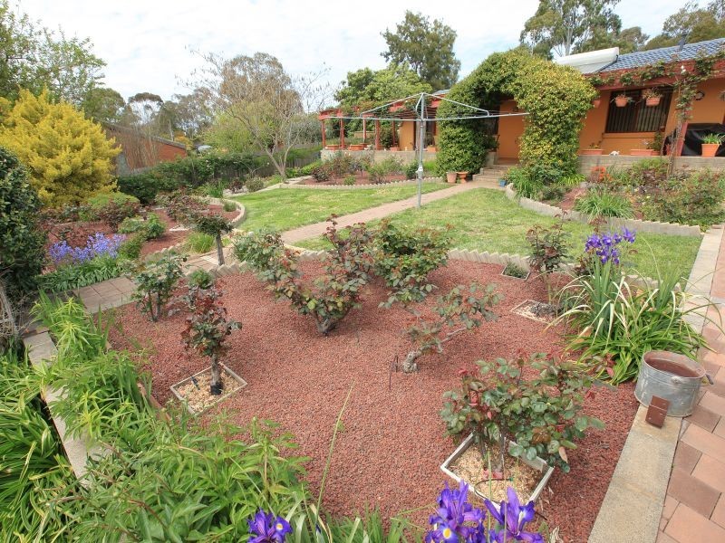 97 Allchin Circuit, Kambah ACT 2902