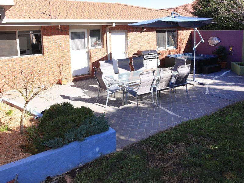 4 Van Raalte Place, Conder ACT 2906