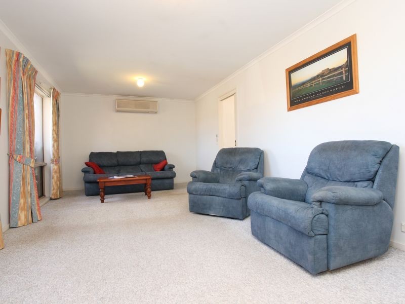 4 Van Raalte Place, Conder ACT 2906
