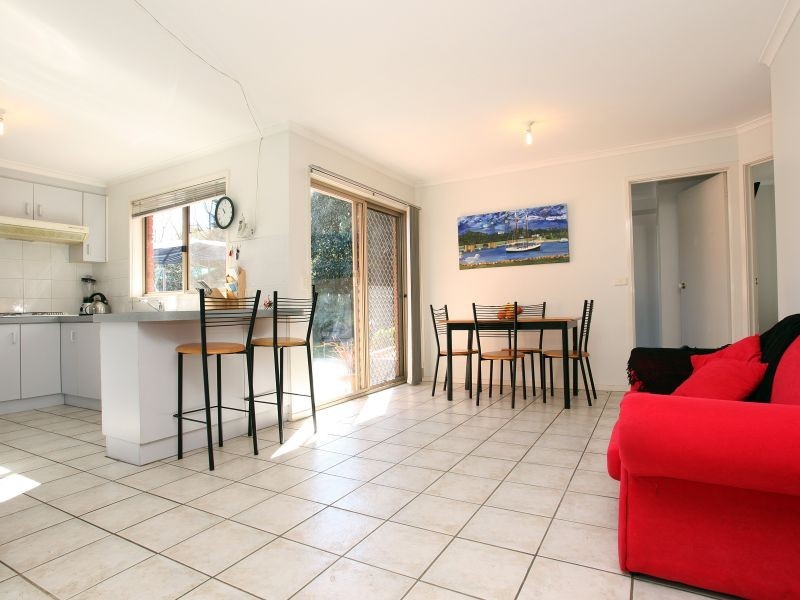 4 Van Raalte Place, Conder ACT 2906