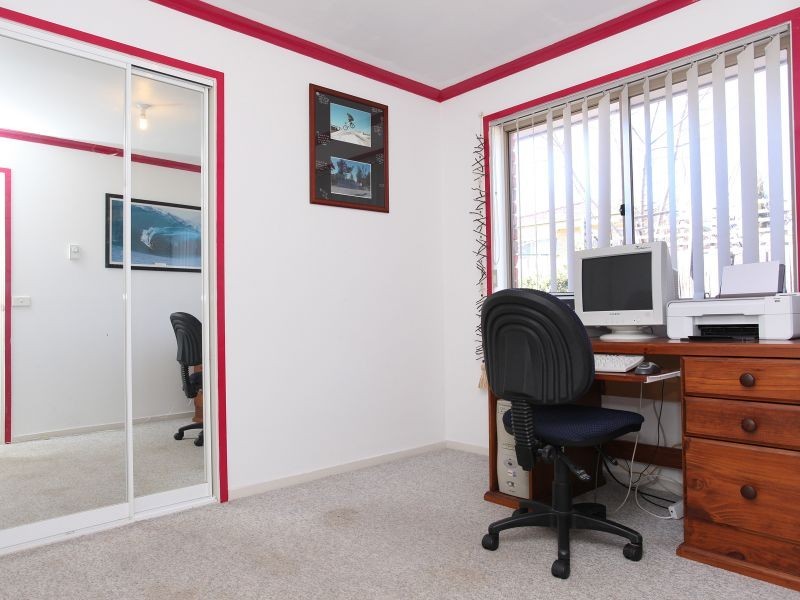 4 Van Raalte Place, Conder ACT 2906