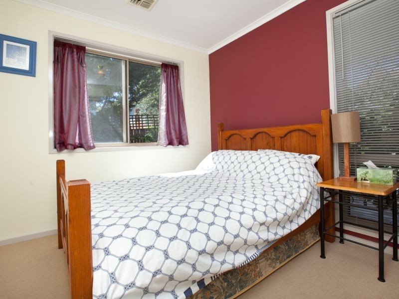 10 Menzies Circuit, Banks ACT 2906