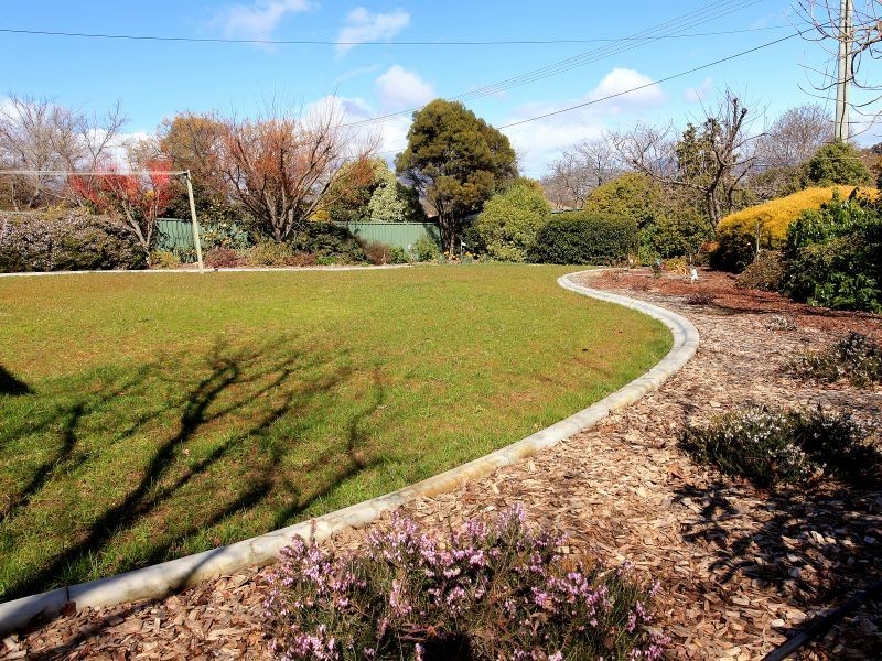 84 Jackie Howe Crescent, Macarthur ACT 2904