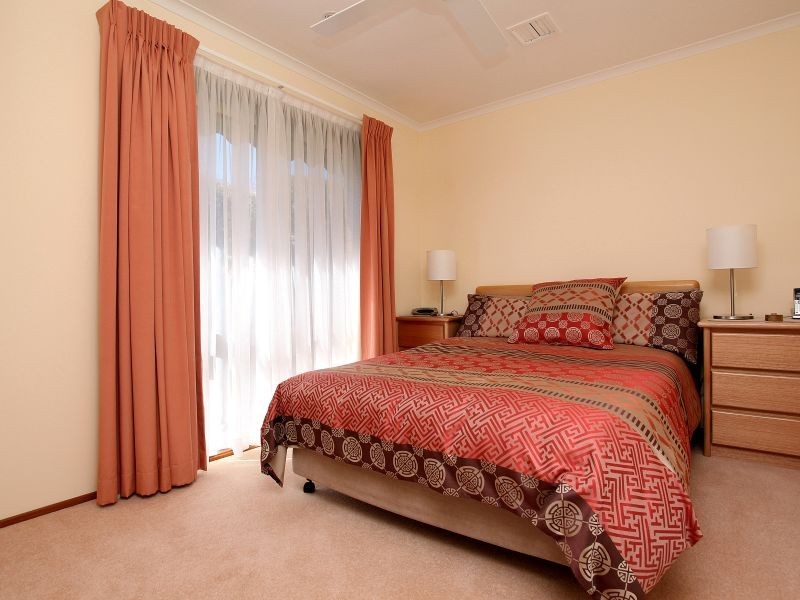 84 Jackie Howe Crescent, Macarthur ACT 2904