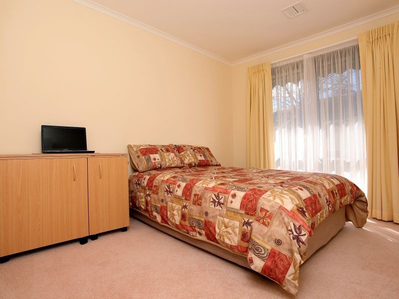 84 Jackie Howe Crescent, Macarthur ACT 2904