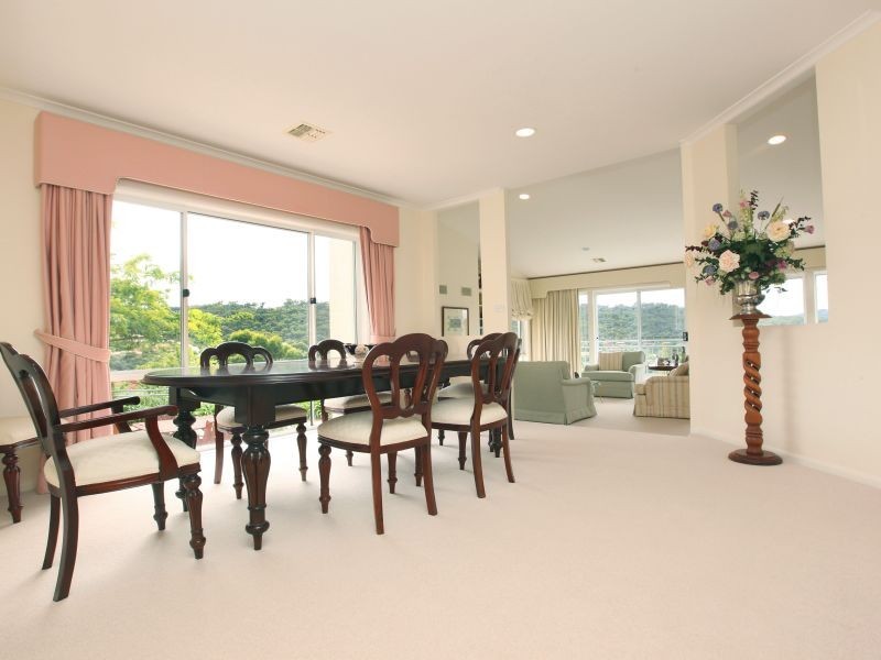 12 Decker Place, Fadden ACT 2904