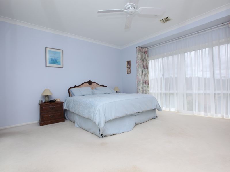 12 Decker Place, Fadden ACT 2904