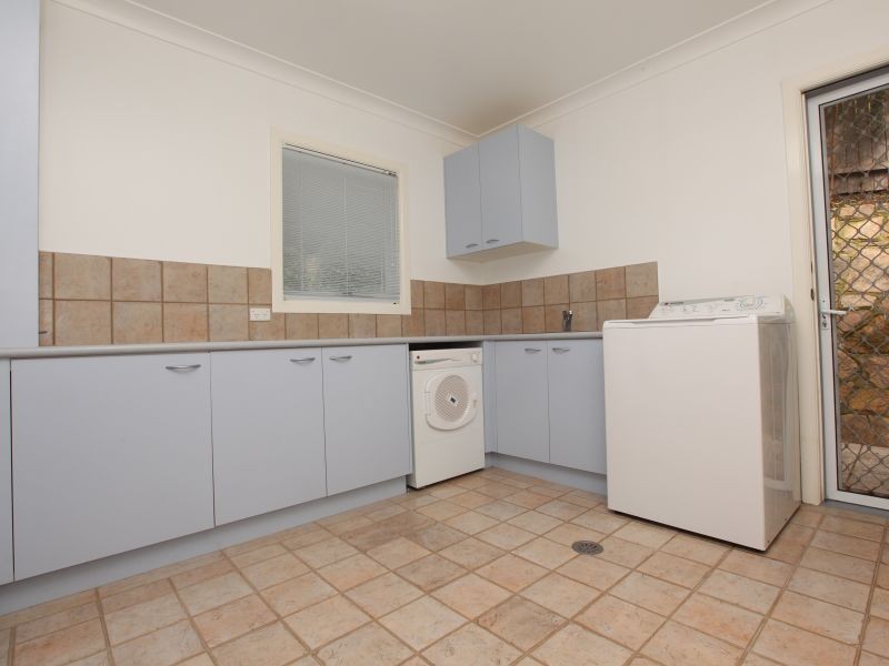 12 Decker Place, Fadden ACT 2904