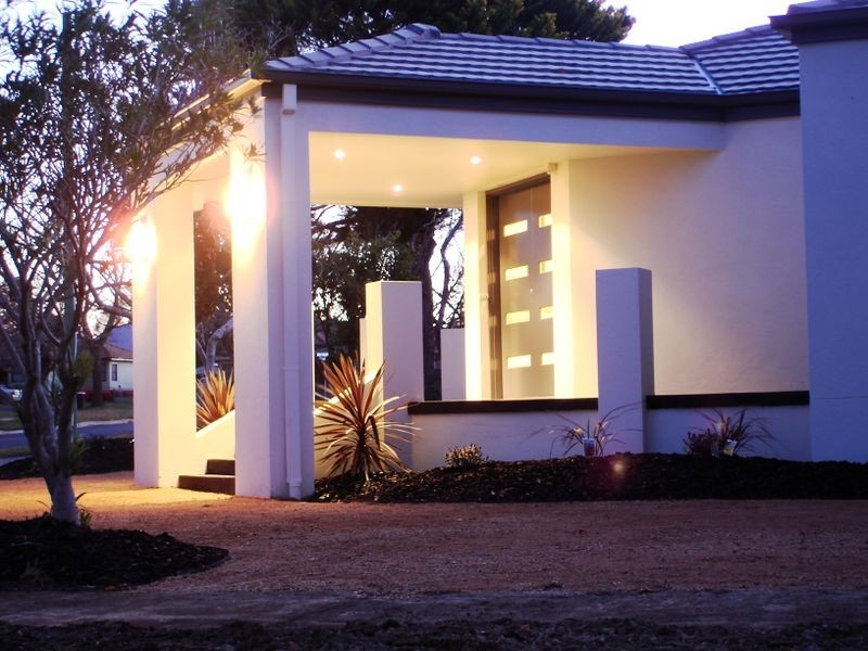 22 Mindaire Street, Narrabundah ACT 2604