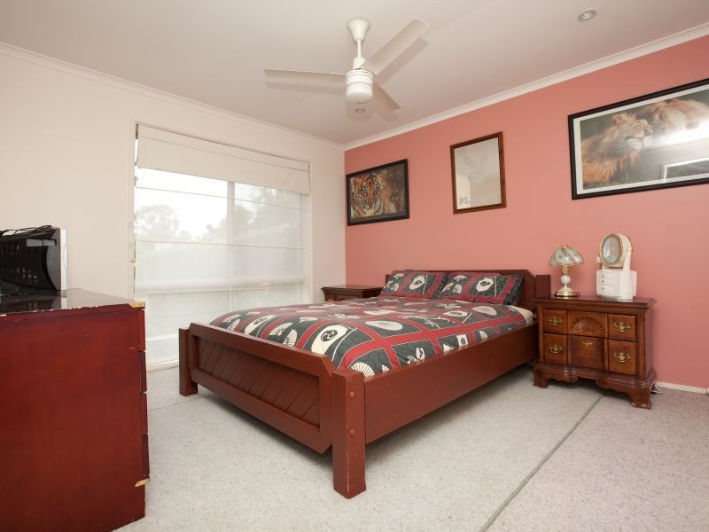 19 McDermott Street, Kambah ACT 2902