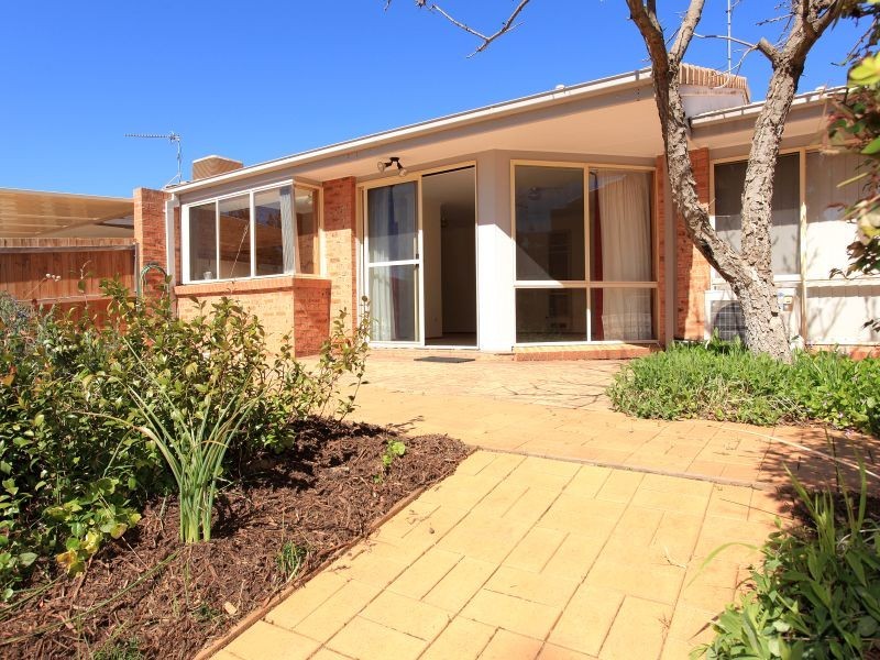 7/6 Cripps Place, Gordon ACT 2906