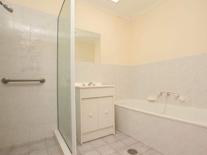 7/6 Cripps Place, Gordon ACT 2906