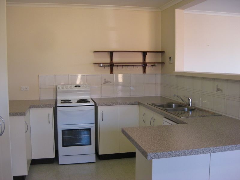 12 Bushby Close, Gordon ACT 2906