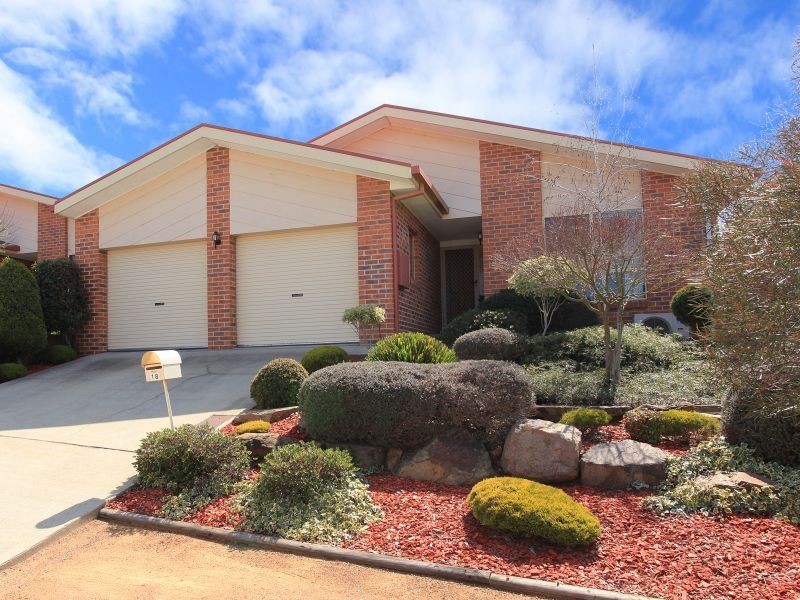 18 Chipperfield Circuit, Gordon ACT 2906