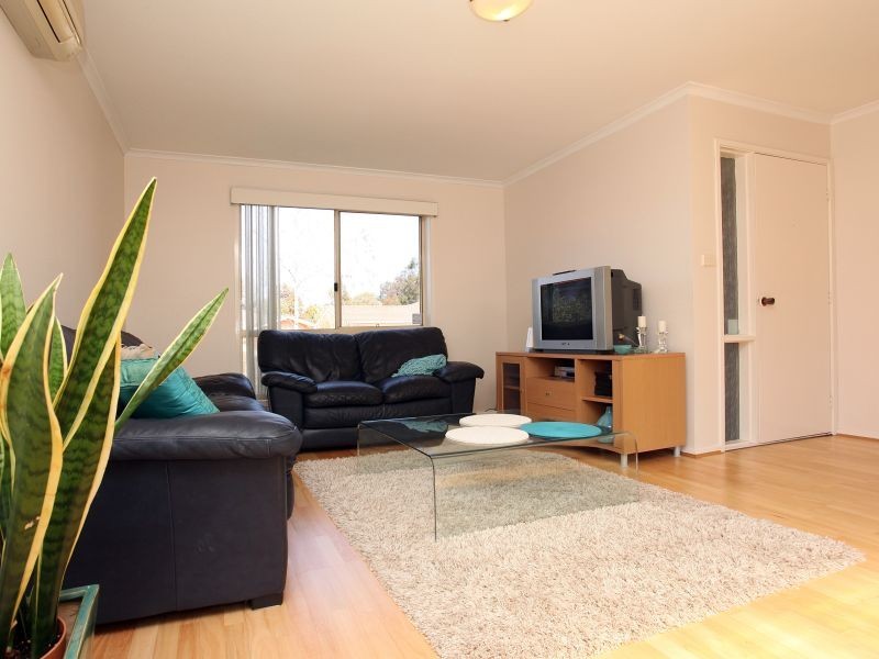 18 Chipperfield Circuit, Gordon ACT 2906