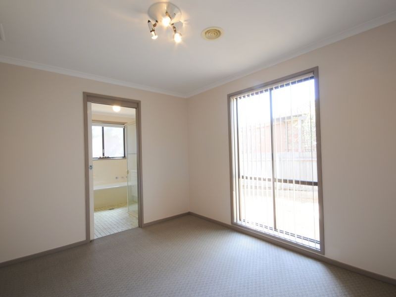 28 Dalyell Street, Chisholm ACT 2905