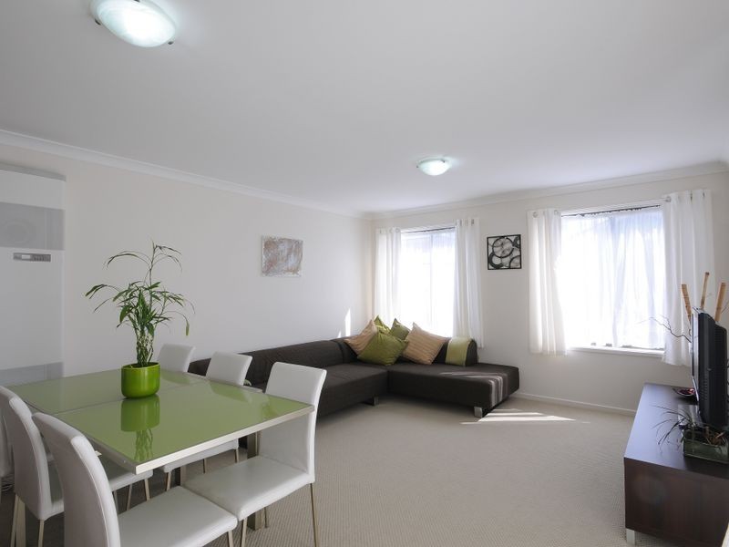 33 Constance Stone Street, Macgregor ACT 2615
