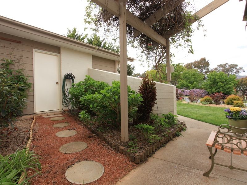 15 Jane Price Crescent, Conder ACT 2906