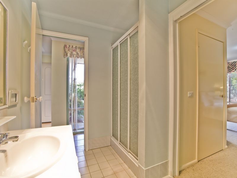 9 Wuronga Hill, Bonython ACT 2905