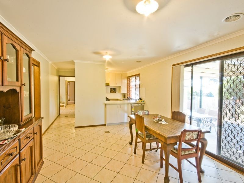 4 Chardonnay Place, Queanbeyan NSW 2620