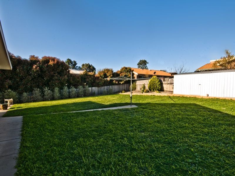 4 Chardonnay Place, Queanbeyan NSW 2620