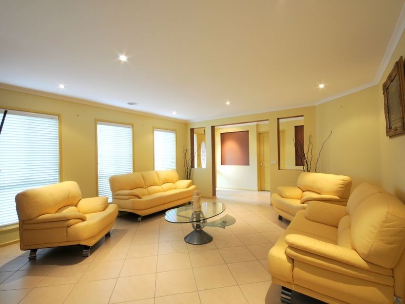 20 Paperbark Street, Banks ACT 2906