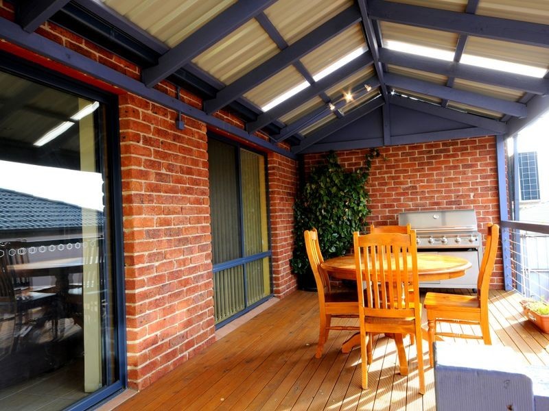 20 Paperbark Street, Banks ACT 2906