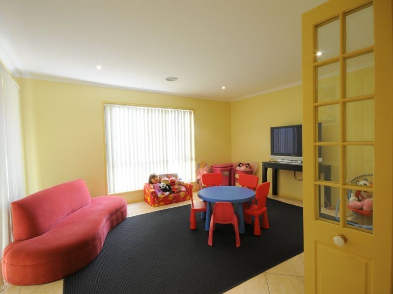 20 Paperbark Street, Banks ACT 2906