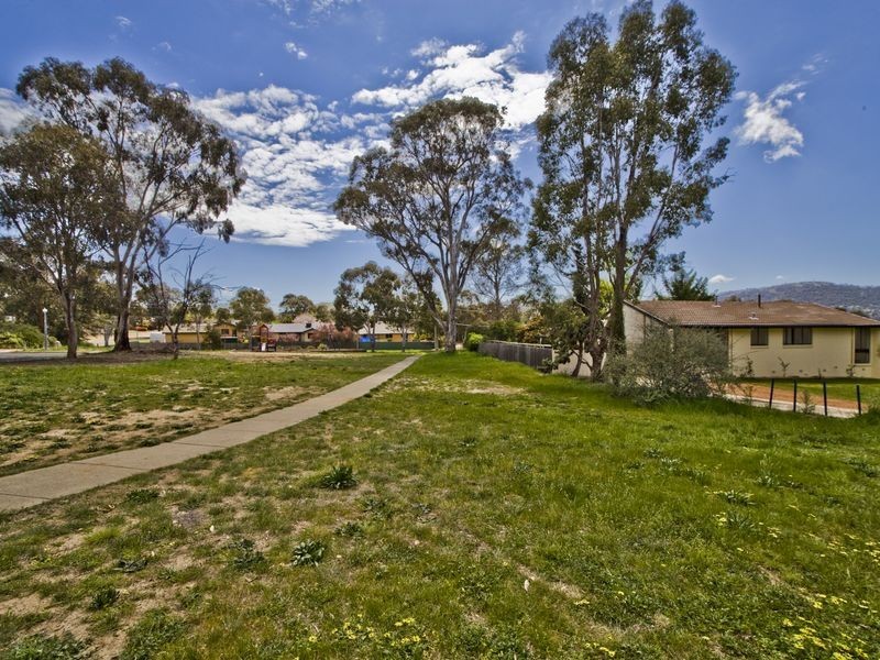 54 McKillop Circuit, Kambah ACT 2902