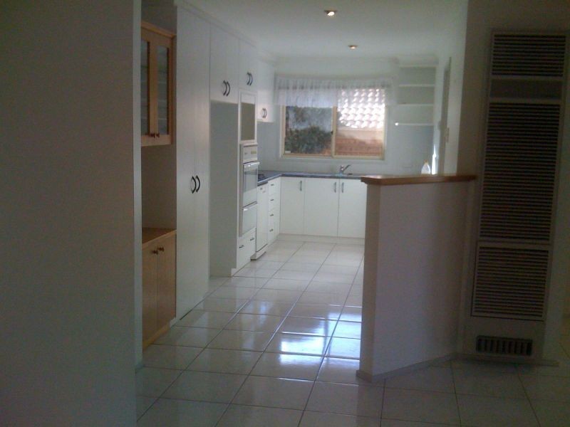 28 Charlton Crescent, Gordon ACT 2906