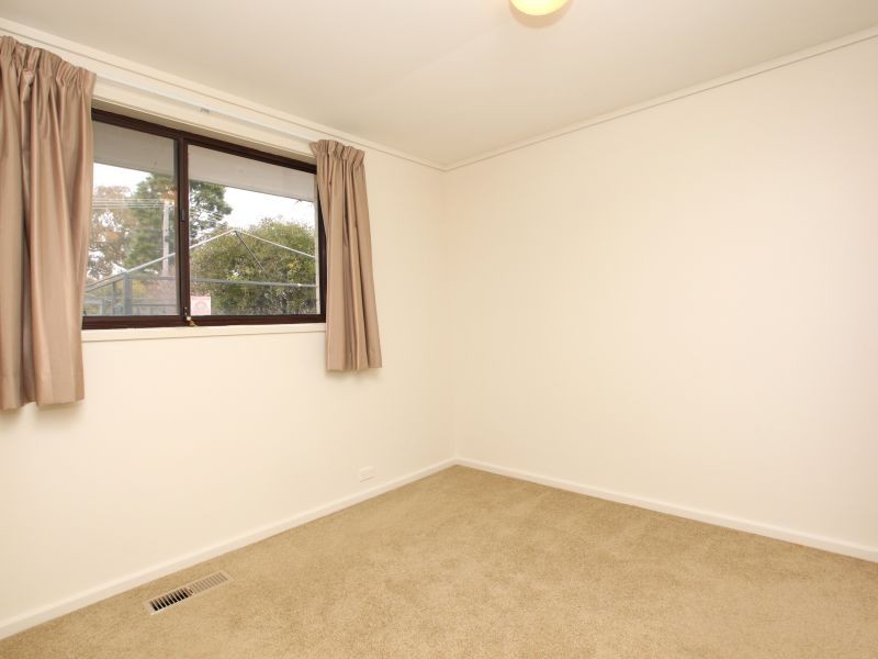 18 McMahon Court, Kambah ACT 2902