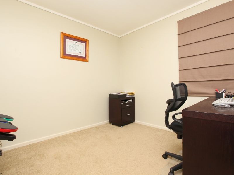 18 McMahon Court, Kambah ACT 2902