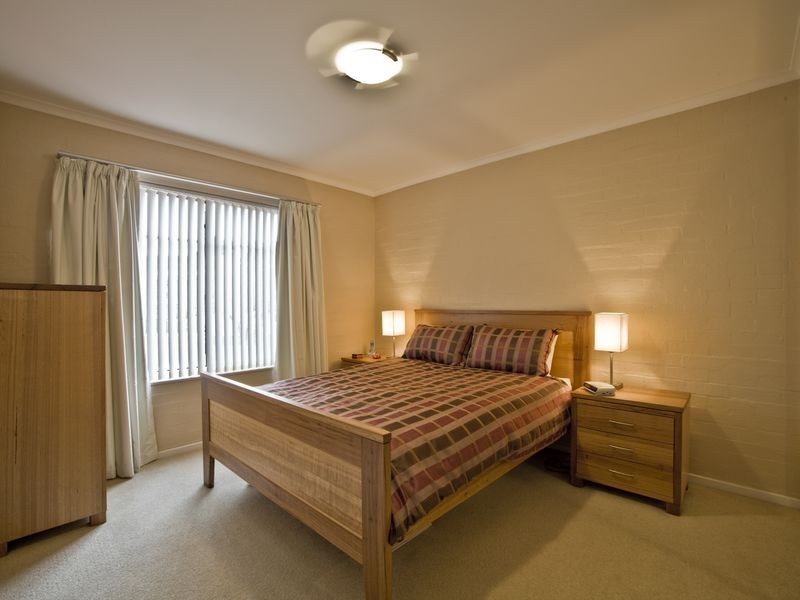 9/10 Tank Street, Phillip ACT 2606