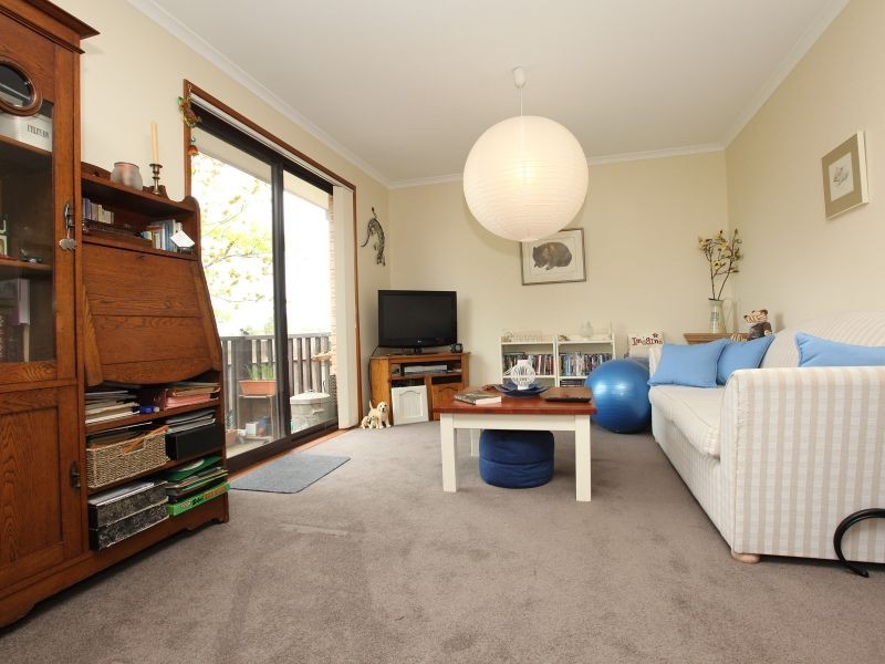 9/30 William Hudson Crescent, Monash ACT 2904