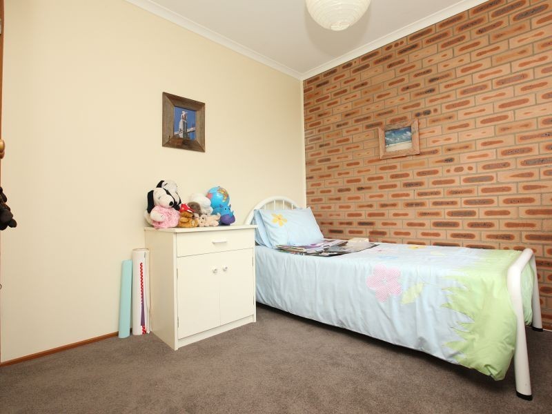 9/30 William Hudson Crescent, Monash ACT 2904