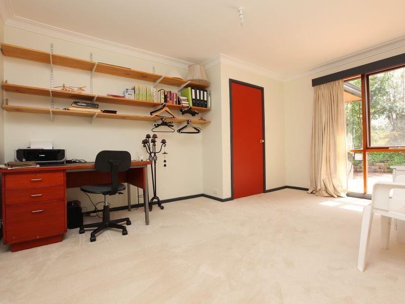 27 Ainsworth Street, Mawson ACT 2607