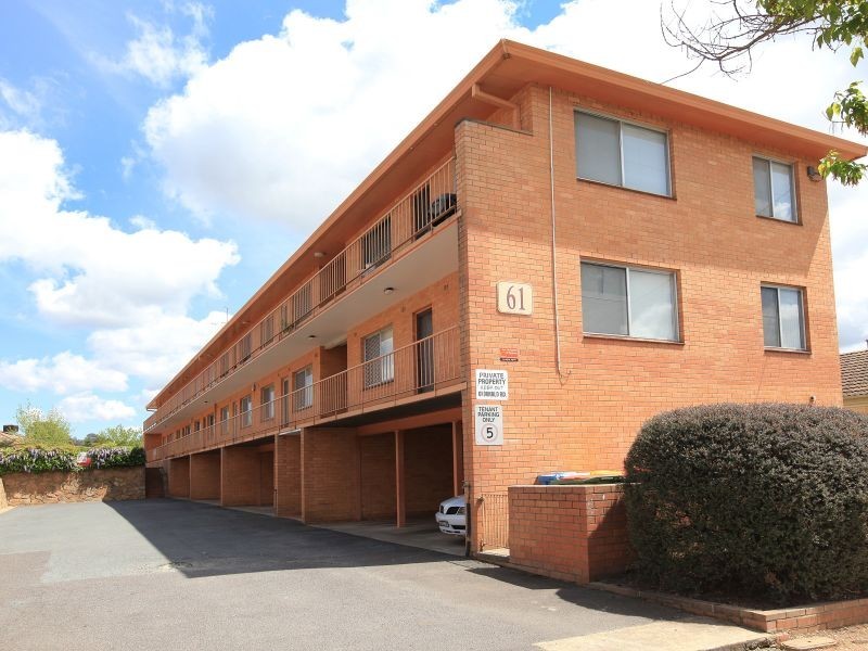 1/61 Donald Road, Queanbeyan NSW 2620