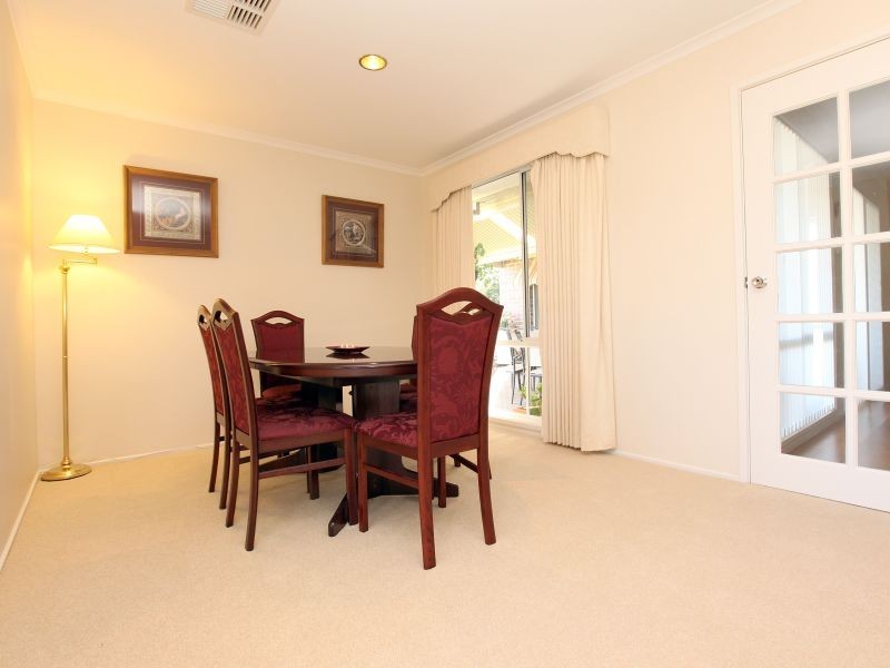 1 Boehm Close, Isaacs ACT 2607